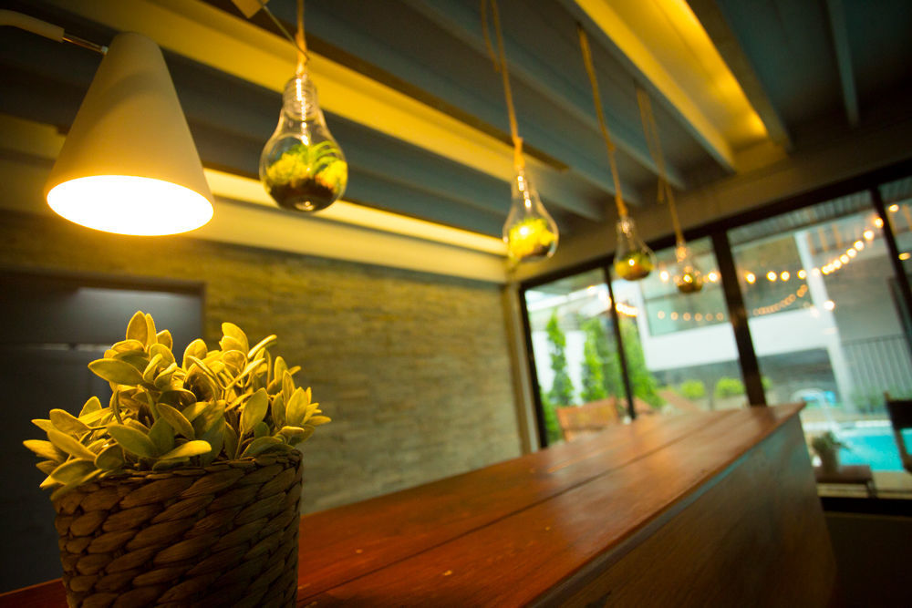 Nest By Sangob Hotel Bangkok Exterior photo