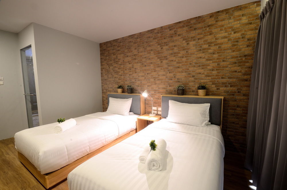 Nest By Sangob Hotel Bangkok Exterior photo