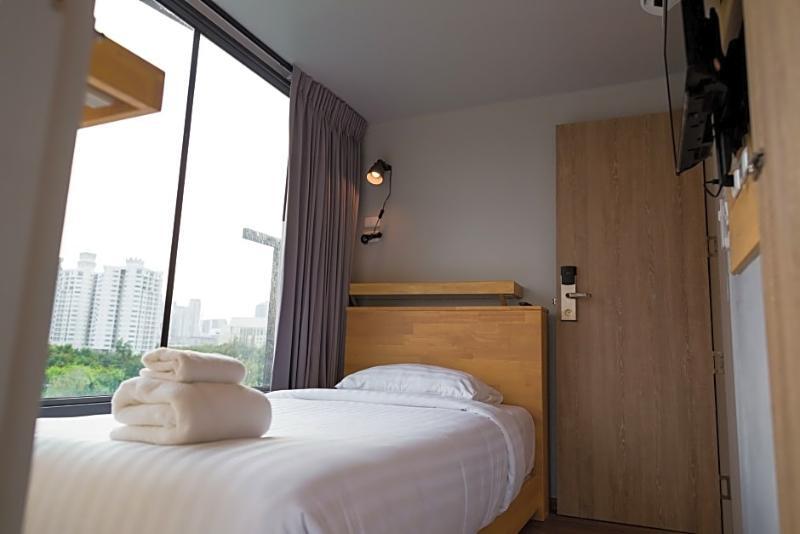 Nest By Sangob Hotel Bangkok Exterior photo