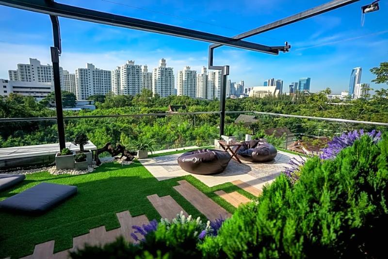 Nest By Sangob Hotel Bangkok Exterior photo
